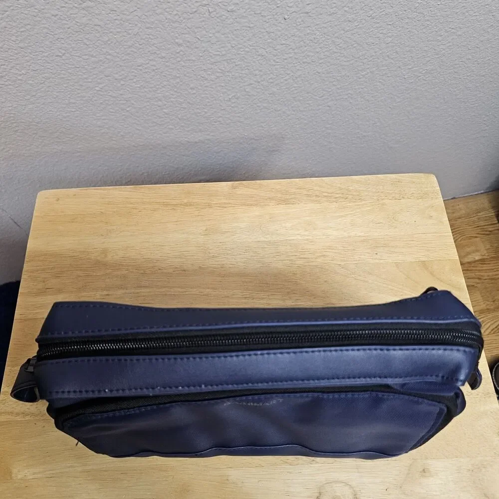 BAGSMART Travel Toiletry Bag Organizer Navy Blue Cosmetic Makeup Case Storage